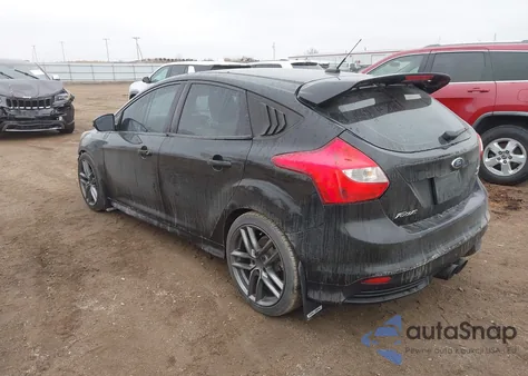 2014 Ford Focus St z USA, uszkodzony, nr VIN 1FADP3L97EL291942